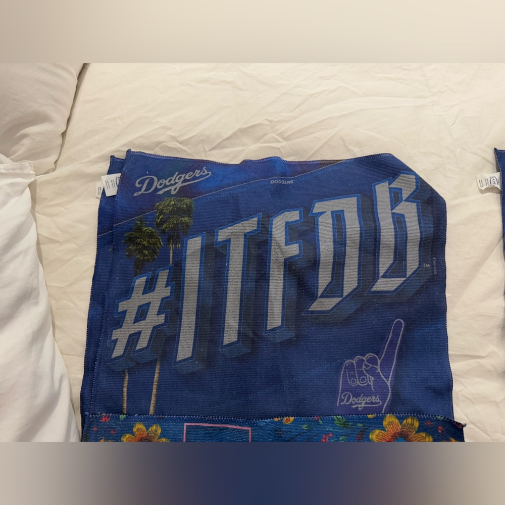 Los Angeles Dodgers official 2024 Playoff Rally towel.
